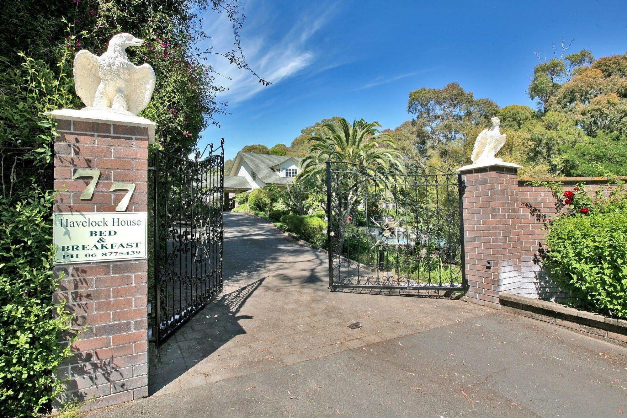 Havelock House Bed & Breakfast Havelock North Exterior photo